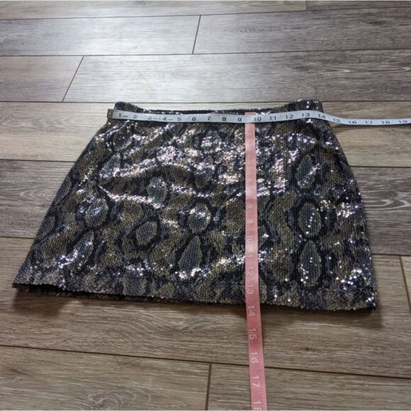 Express xs mini sequin skirt snake skin - Picture 3 of 6